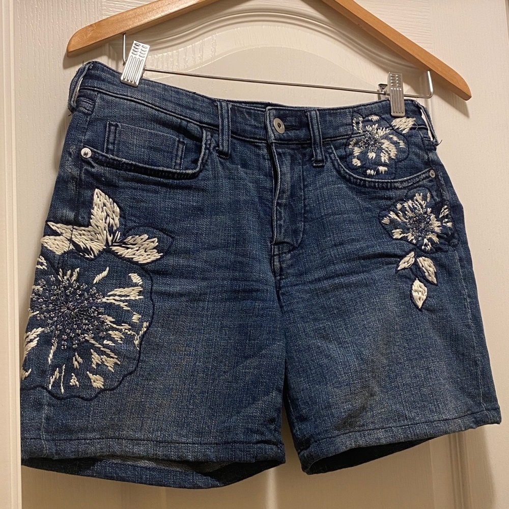Embroidered Dark Blue Denim Women's Shorts - Picture 7 of 13